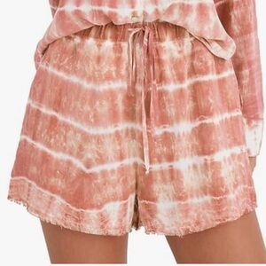 NWT’S BELLA DAHL FRAY HEM POCKET SHORT Orange & White SZ M